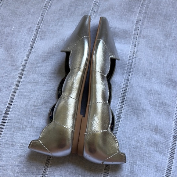Seychelles Metallic Silver Flats - Picture 8 of 13